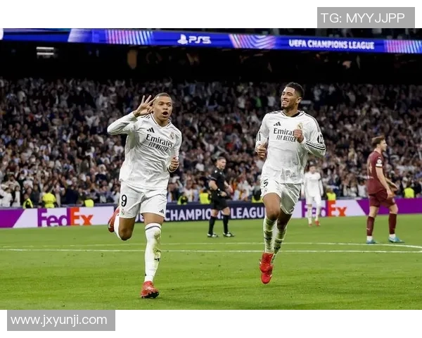 足总杯惊天冷门曼联狂胜皇马五球引发争议判罚全场沸腾