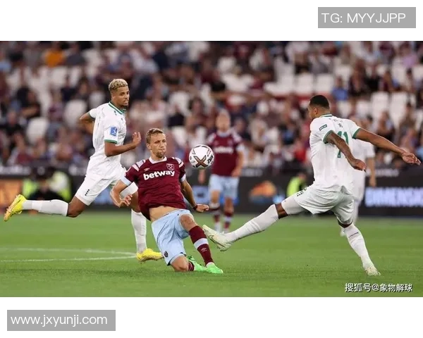 足总杯焦点战马竞与国米激战成平局逆转瞬间引发全场热议 足总杯焦点战马竞与国米激战成平局逆转瞬间引发全场热议