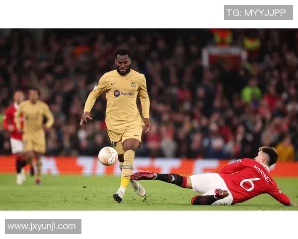 足总杯精彩对决曼联大胜AC米兰红牌事件引发全场热议 足总杯精彩对决曼联大胜AC米兰红牌事件引发全场热议